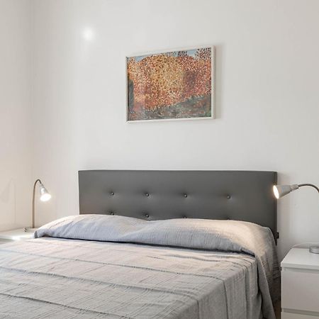 H11 Casa Tecla Centro-Mare Appartement San Remo Buitenkant foto