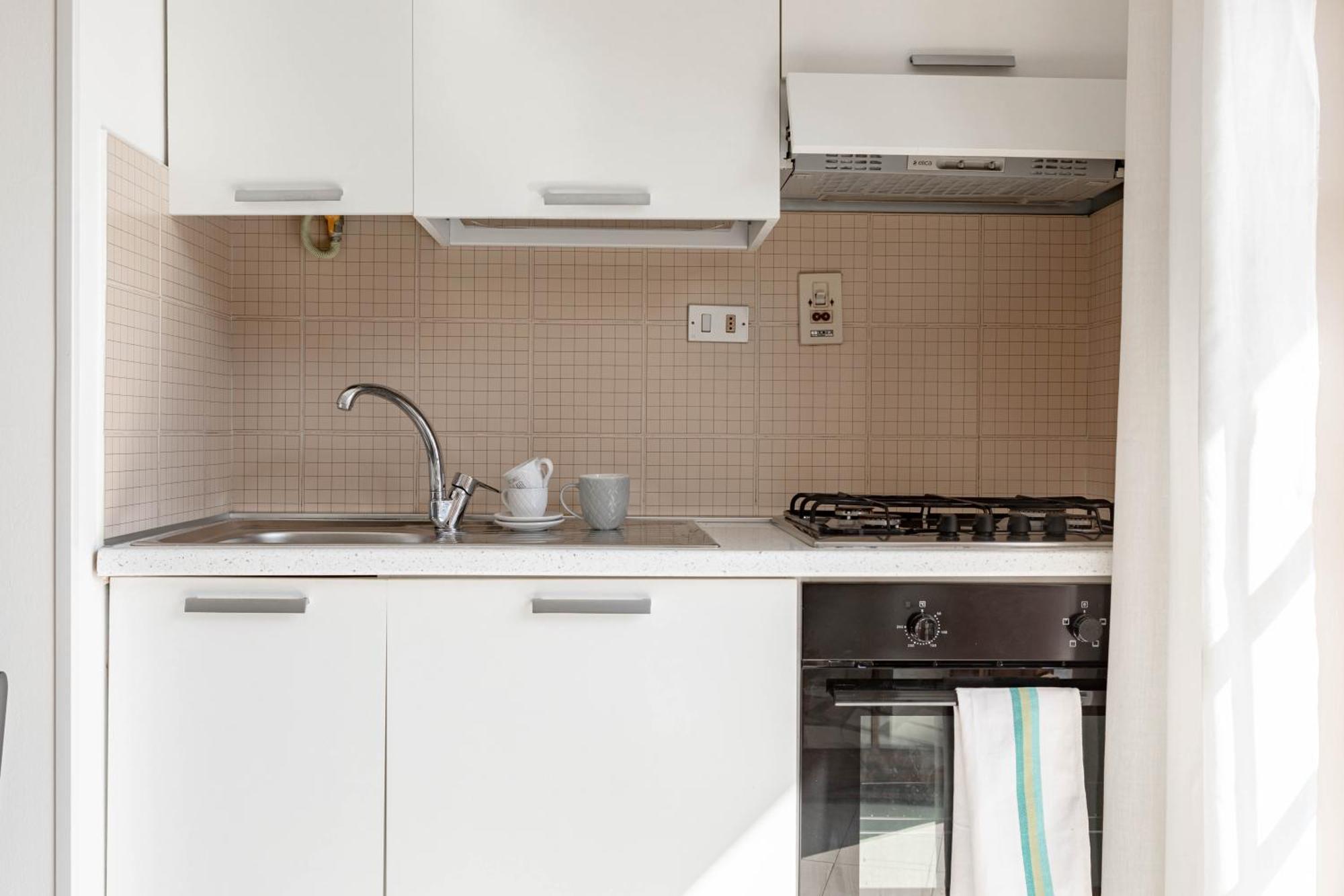 H11 Casa Tecla Centro-Mare Appartement San Remo Buitenkant foto