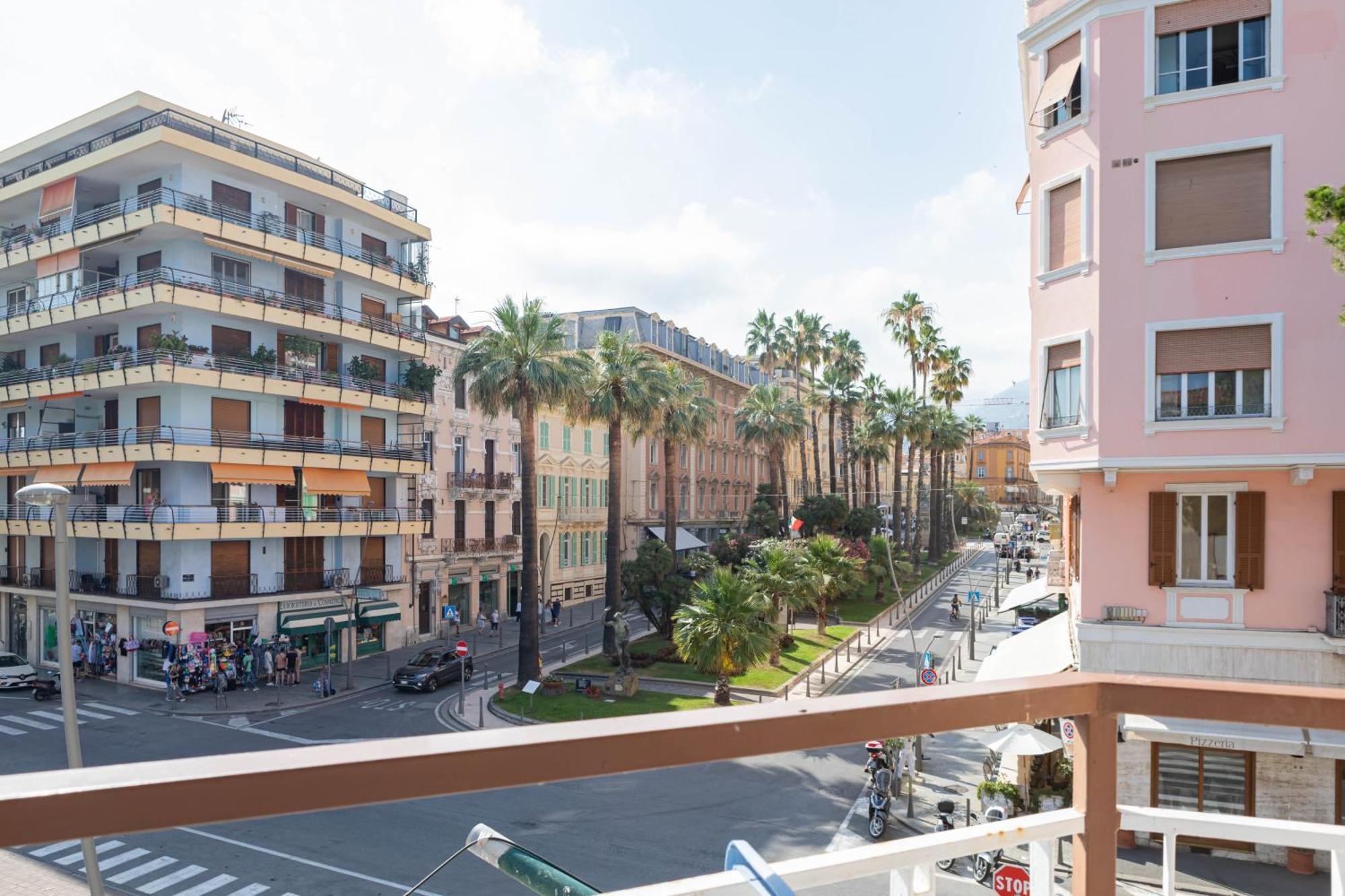 H11 Casa Tecla Centro-Mare Appartement San Remo Buitenkant foto